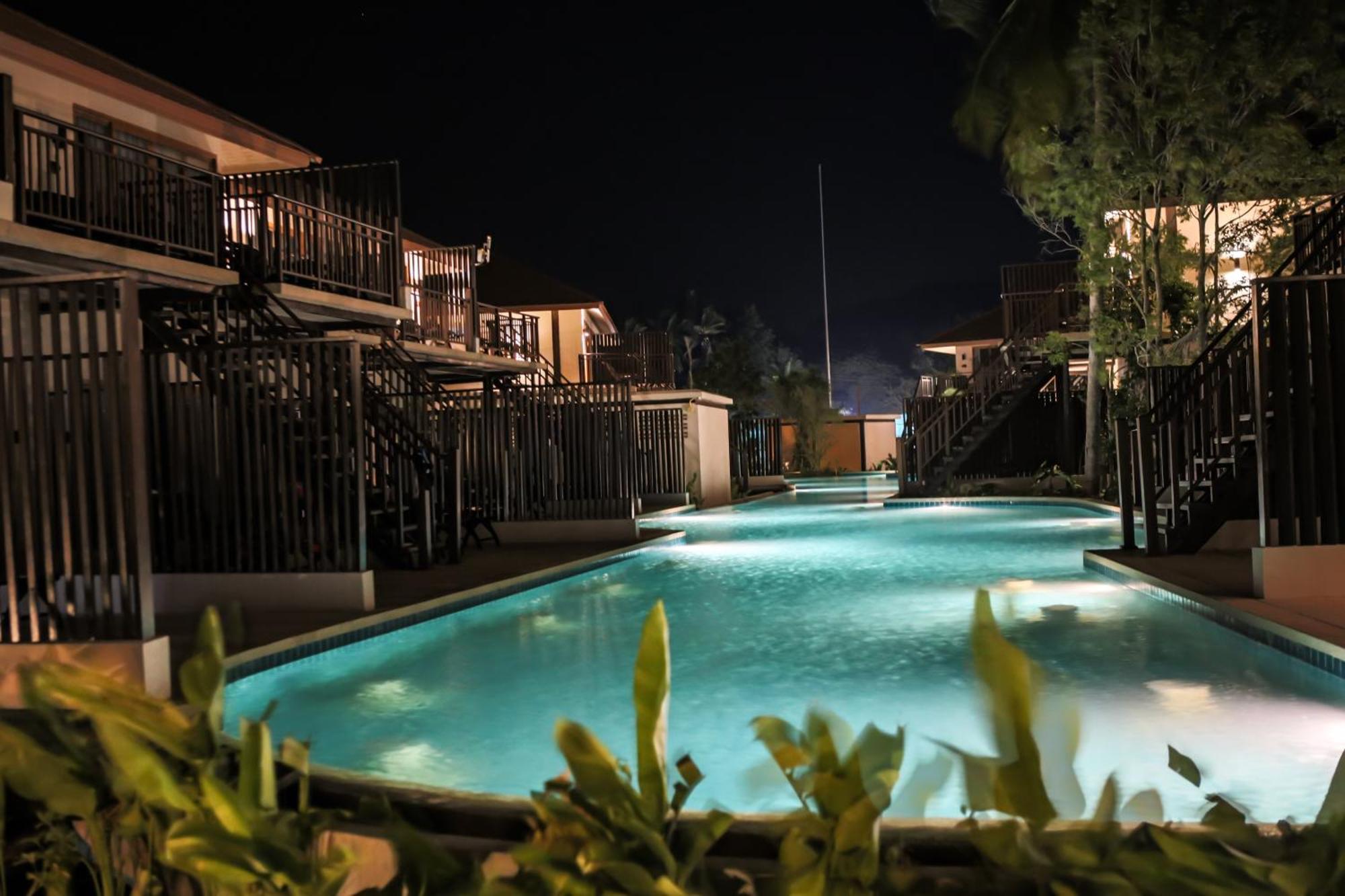Blue Bay Resort - Access To Pool And Beach-Phuket & Krabi Ko Yao المظهر الخارجي الصورة The swimming pool at the resort